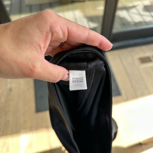 ST. JOHN Caviar Emma Liquid Satin Side Zip Pants Black 10 - Picture 8 of 11